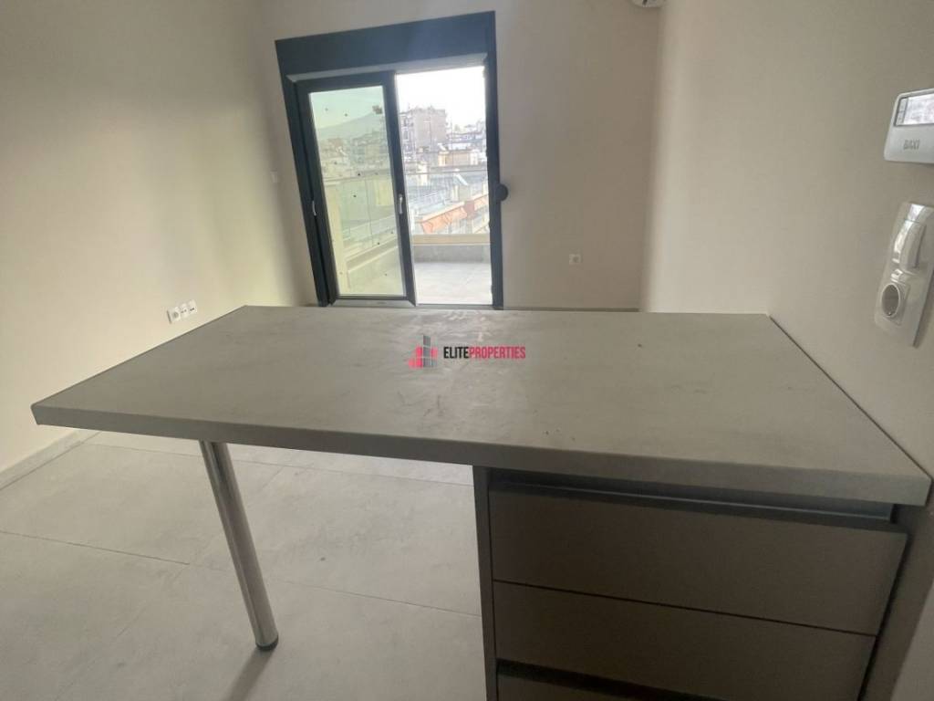 ΣΑΛΟΚΟΥΖΙΝΑ