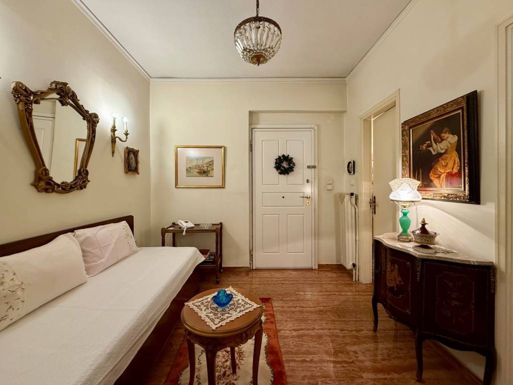 center_residential_apartment_for_rent