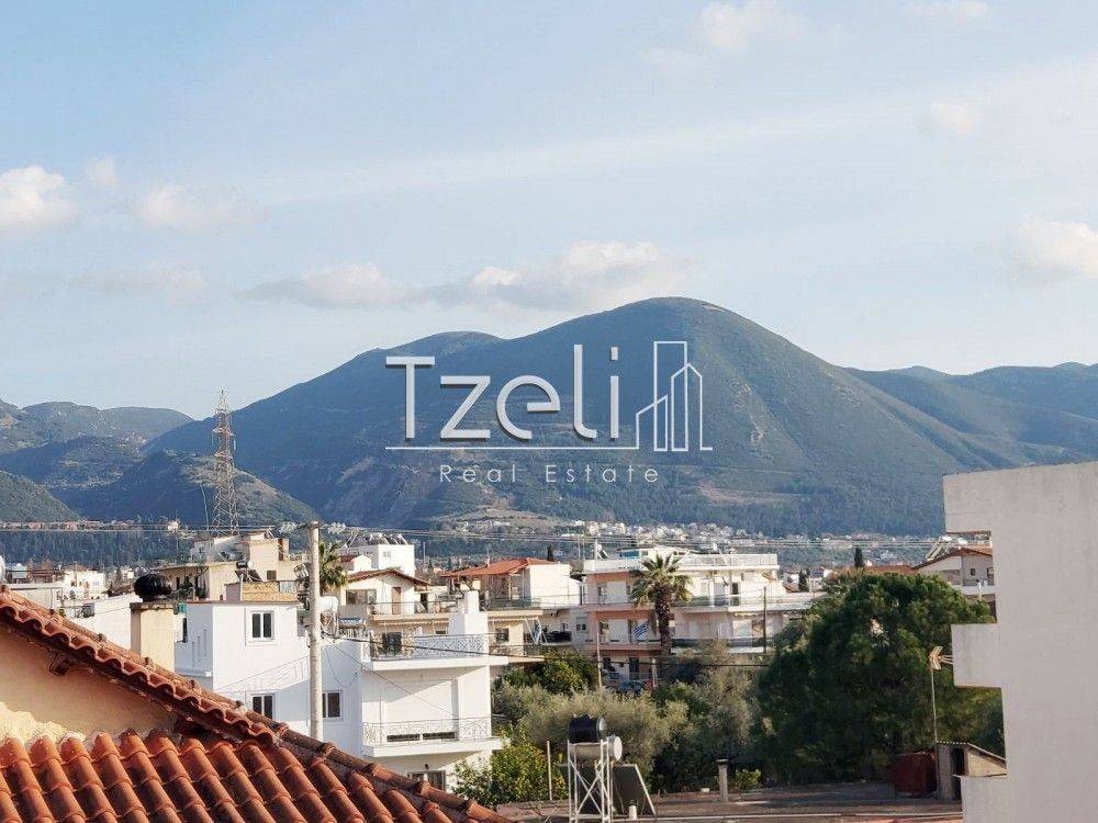 Θέα απο μπαλκόνι