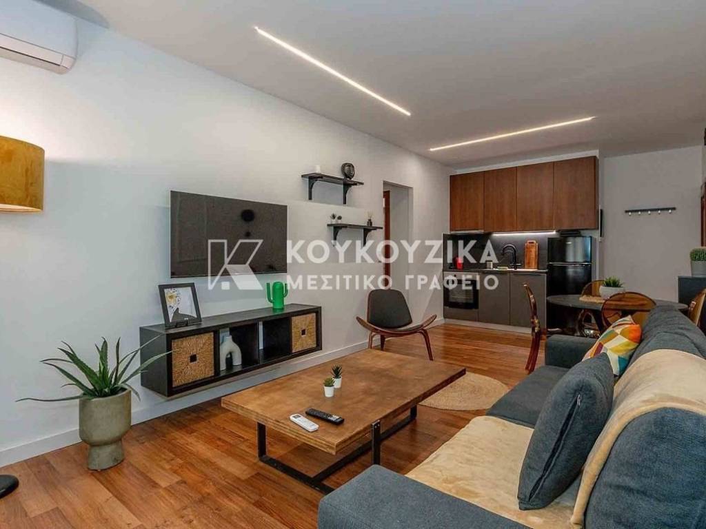 Σαλοκουζίνα