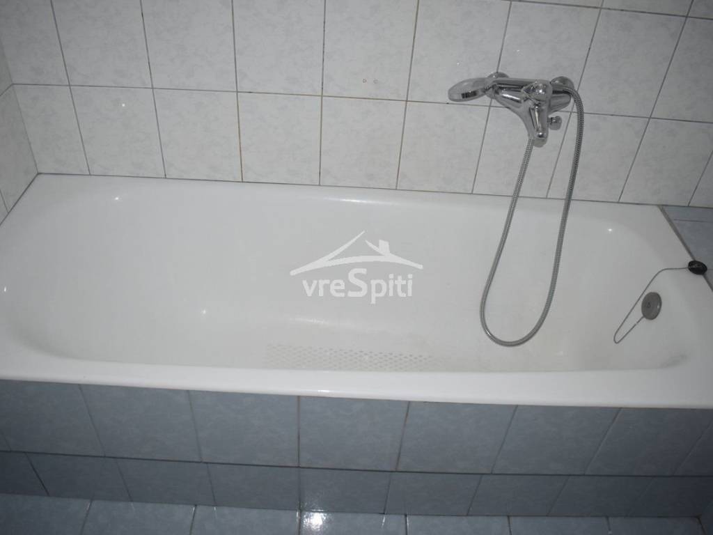 ΟΙΚΟΓΕΝΕΙΑΚΟ ΛΟΥΤΡΟ