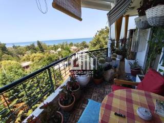 Θέα από μπαλκόνι