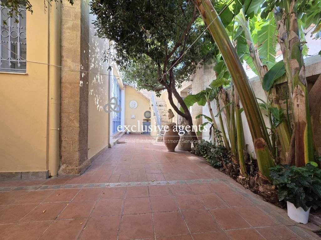 Εσωτερικοι χώροι