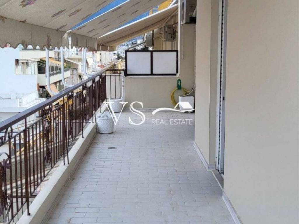 Θέα απο μπαλκόνι