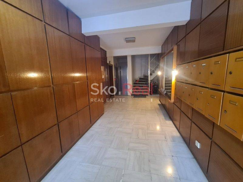 Είσοδος οικοδομής