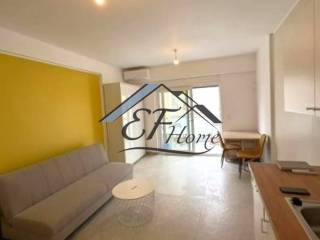 Ενιαίος χώρος κουζίνα-σαλόνι-υπνοδωμάτιο