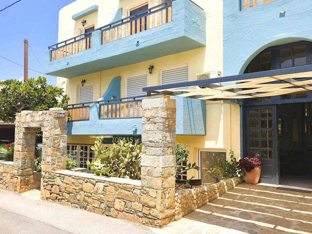 Εσωτερικοι χώροι