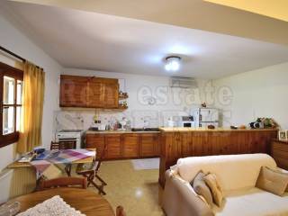 Σαλόνι κουζίνα