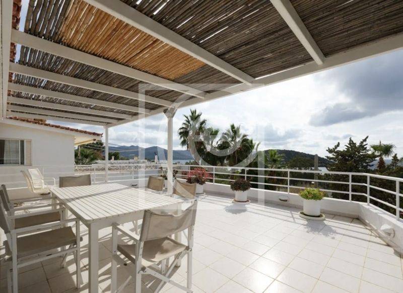 Θέα από μπαλκόνι