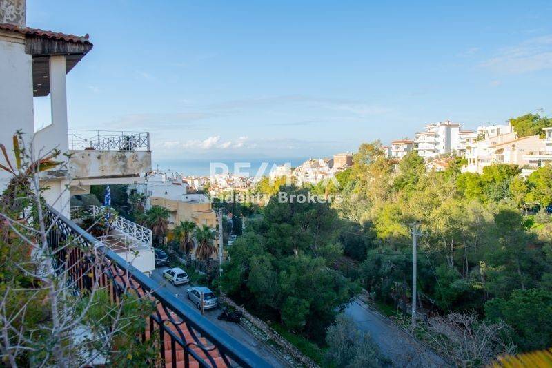 Θέα από μπαλκόνι