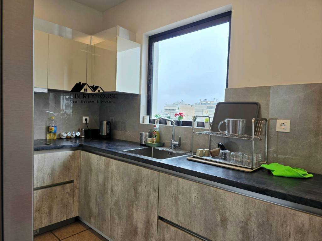 Aytonome koyzina me apothekeytikoys choroys