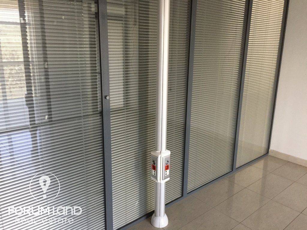 Forumland Real Estate, Grapheiakos choros