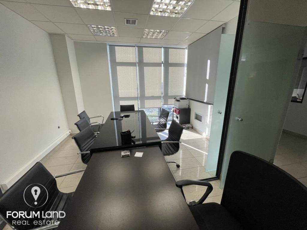 Forumland Real Estate, Grapheiakos choros