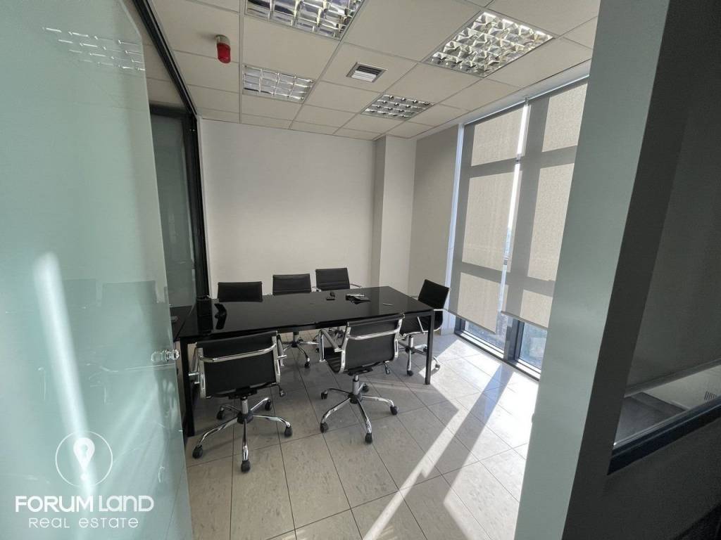 Forumland Real Estate, Grapheiakos choros