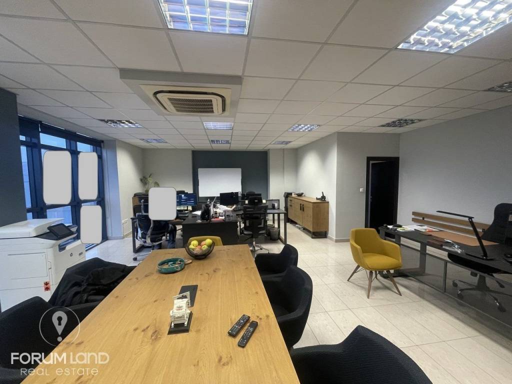 Forumland Real Estate , εσωτερική όψη