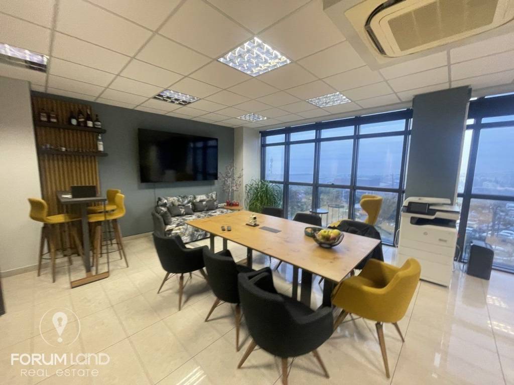 Forumland Real Estate , Eσωτερική  όψη