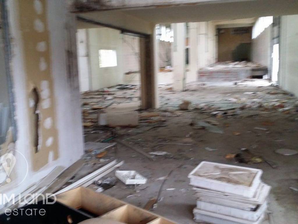 Forumland Real Estate, Βιοτεχνικό κτίρο 2.200τ.μ.