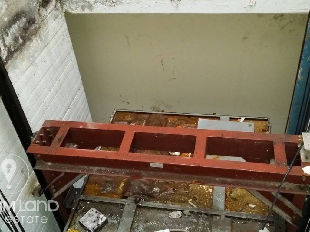 Forumland Real Estate, Βιοτεχνικό κτίρο 2.200τ.μ.