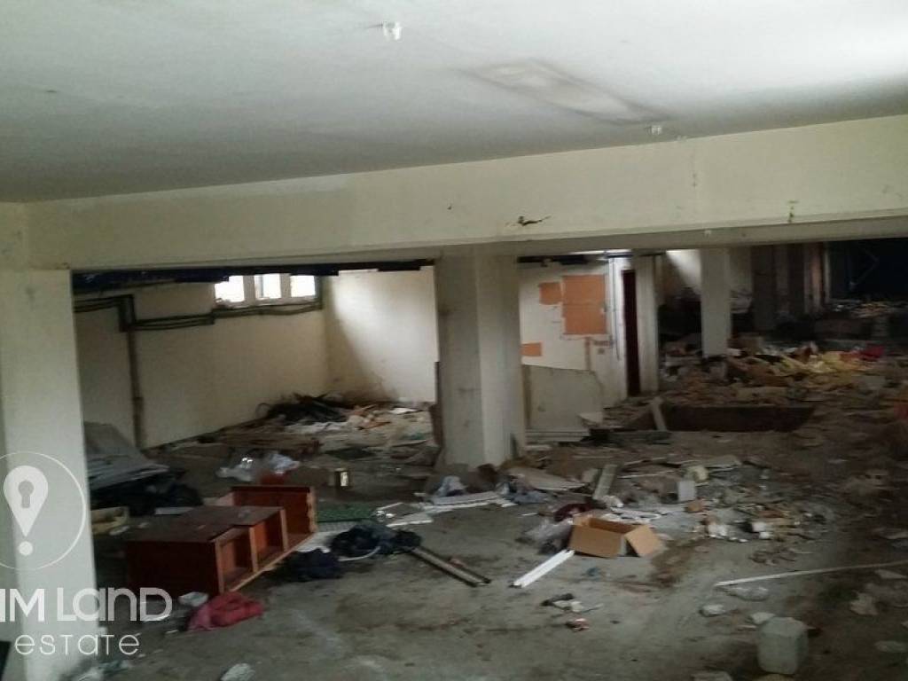 Forumland Real Estate, Βιοτεχνικό κτίρο 2.200τ.μ.