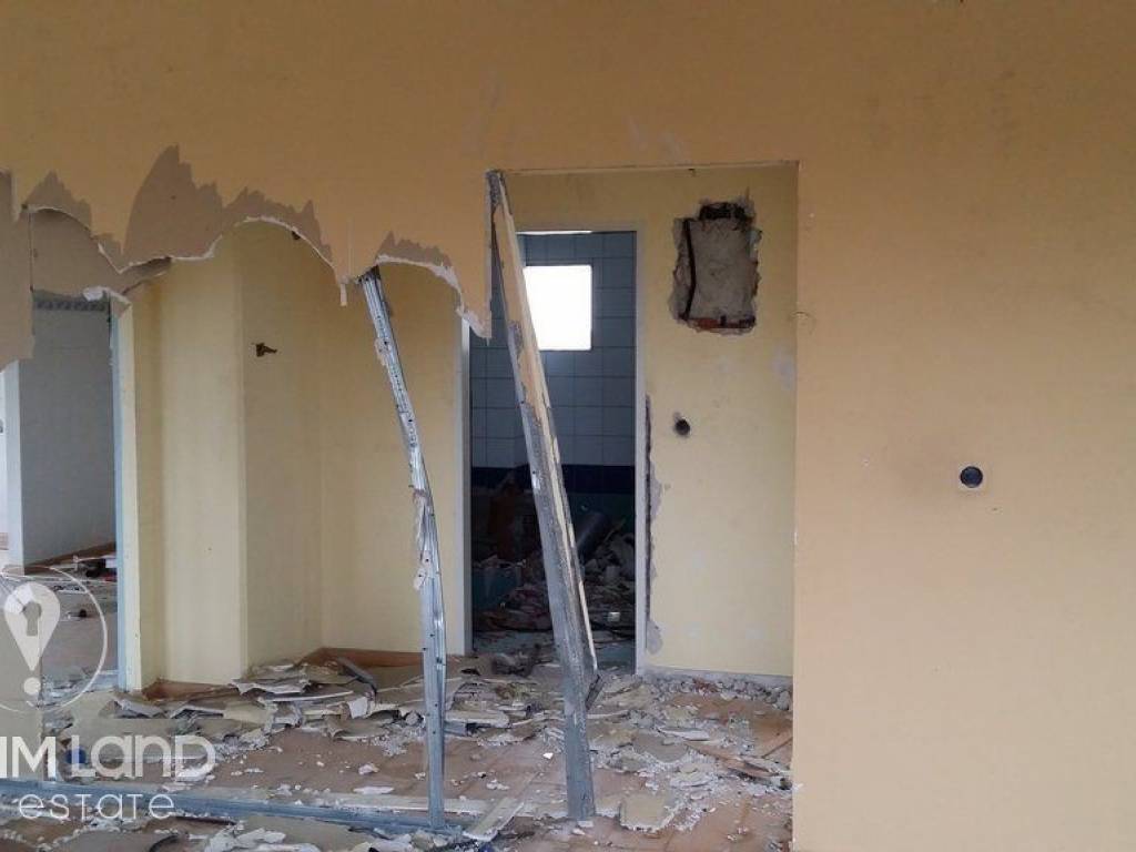 Forumland Real Estate, Βιοτεχνικό κτίρο 2.200τ.μ.