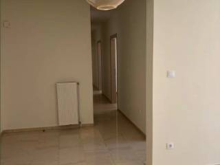 Forumland Real Estate, Σαλόνι