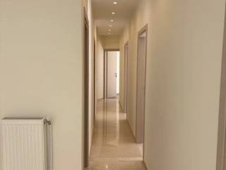 Forumland Real Estate, Διάδρομος