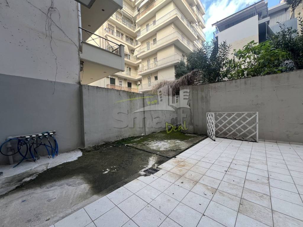 Εξωτερικοι χώροι