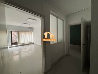 Κολόμβου, Επαγγελματικός χώρος, 411 τ.μ.