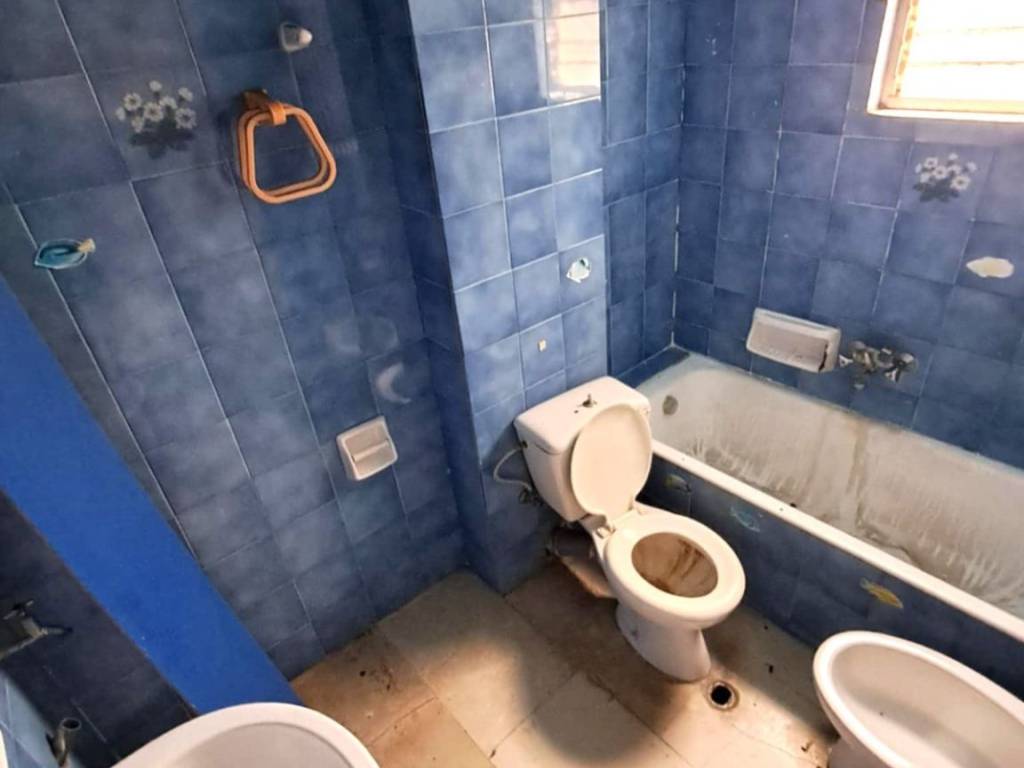 ΜΠΑΝΙΟ ΠΡΙΝ ΤΗΝ ΑΝΑΚΑΙΝΙΣΗ