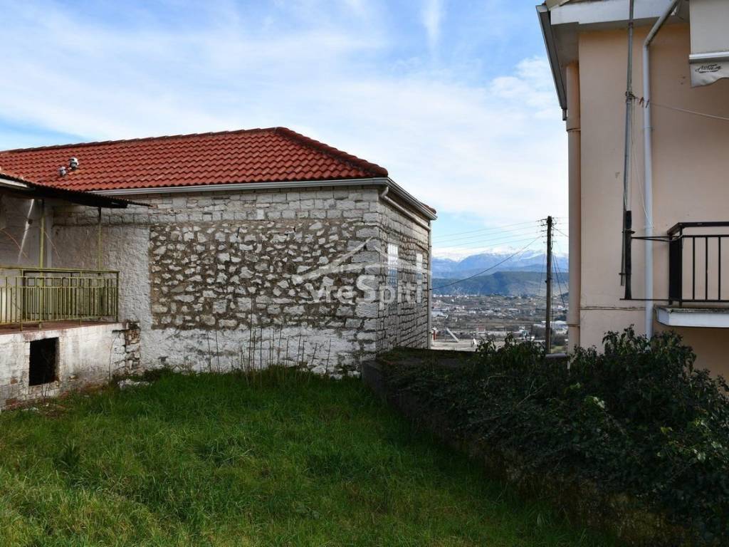 ΑΠΟΨΗ ΟΙΚΟΠΕΔΟΥ