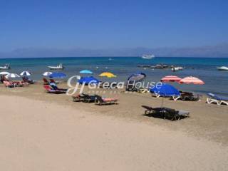 Παραθαλάσσιο οικόπεδο Κέρκυρα για τουριστική ανάπτυξη