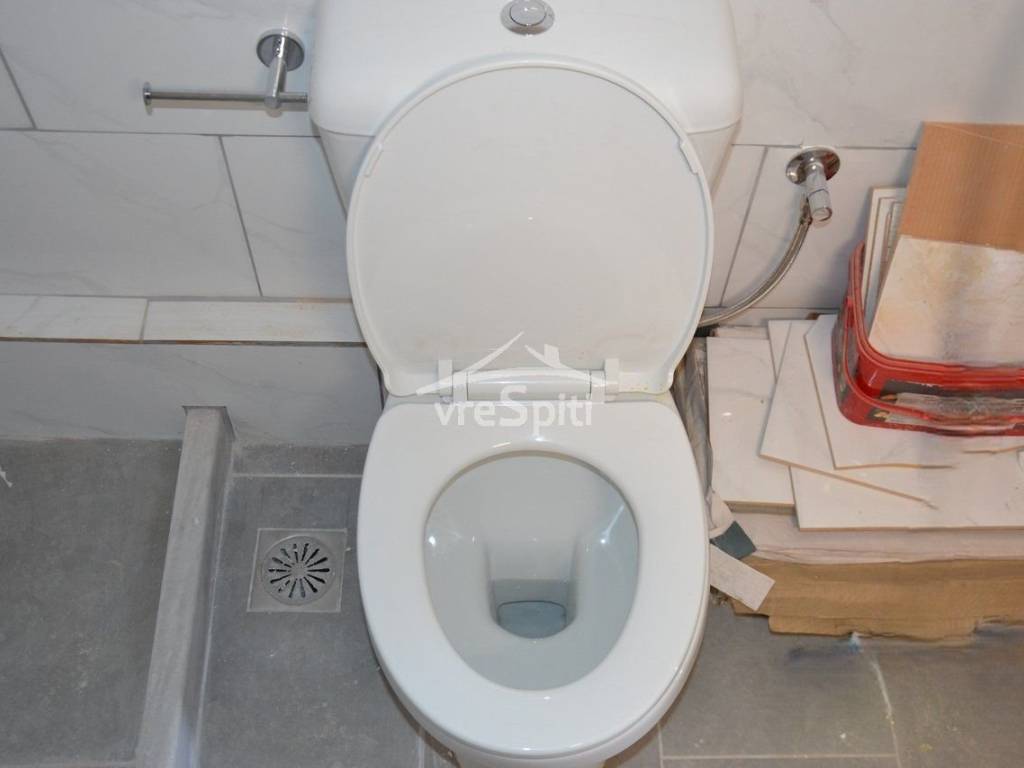 ΑΠΟΨΗ ΜΠΑΝΙΟΥ