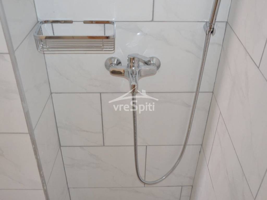 ΑΠΟΨΗ ΜΠΑΝΙΟΥ