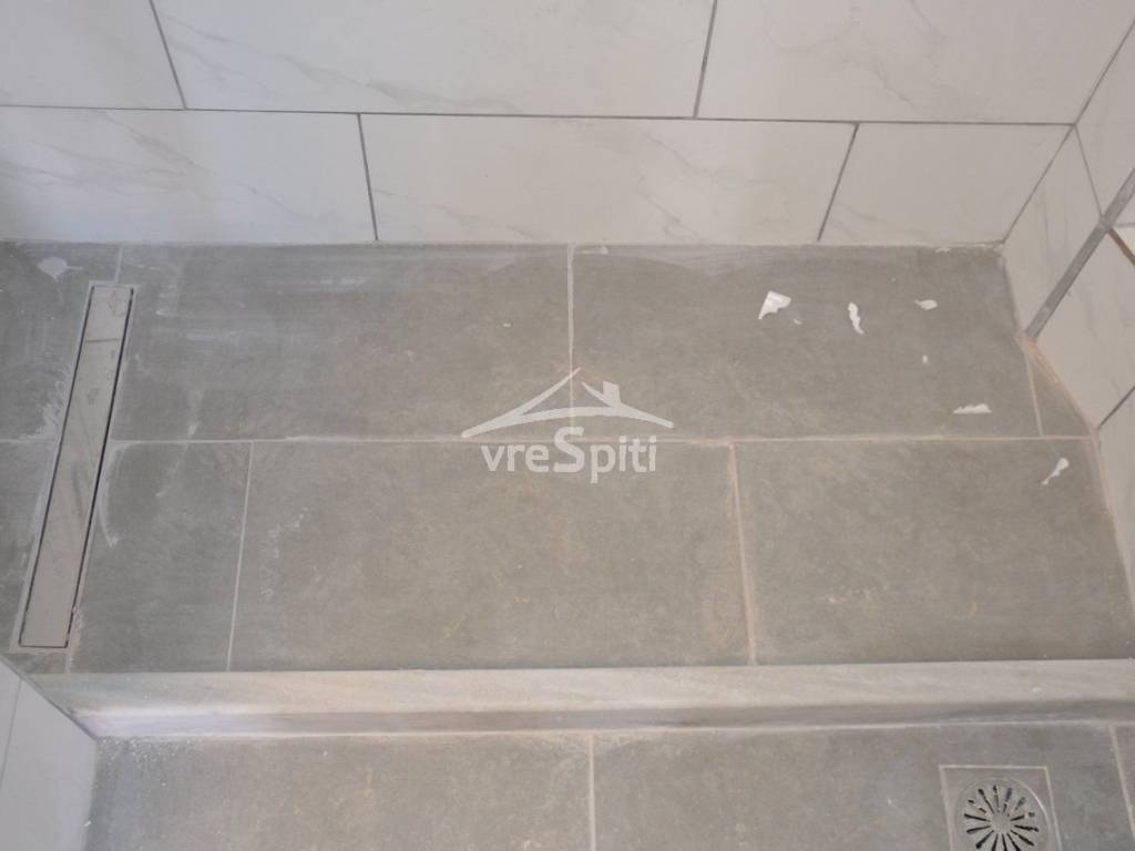 ΑΠΟΨΗ ΜΠΑΝΙΟΥ