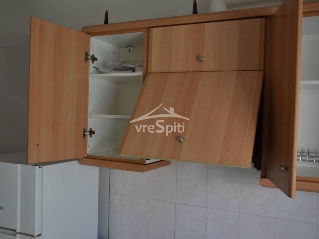 ΝΤΟΥΛΑΠΙΑ ΚΟΥΖΙΝΑΣ