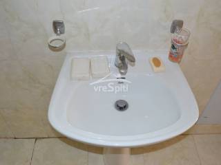 ΑΠΟΨΗ ΜΠΑΝΙΟΥ