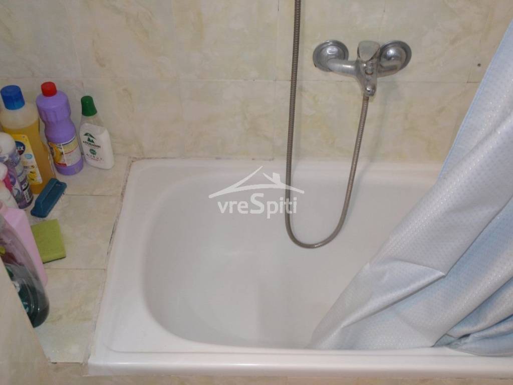 ΑΠΟΨΗ ΜΠΑΝΙΟΥ