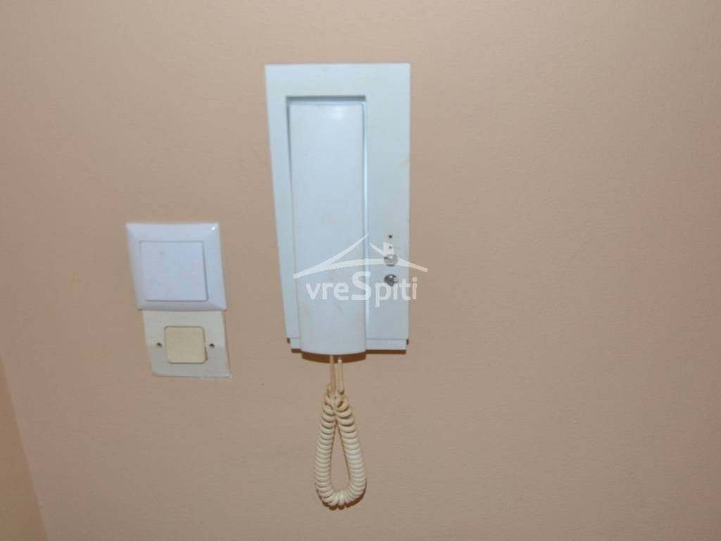 ΘΥΡΟΤΗΛΕΦΩΝΟ