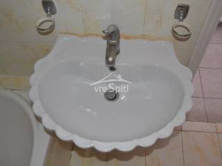 ΑΠΟΨΗ ΜΠΑΝΙΟΥ