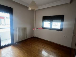 ΔΩΜΑΤΙΟ ΜΕ ΝΤΟΥΛΑΠΑ