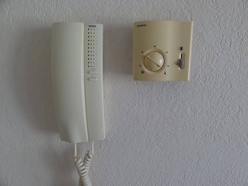 Ενοικιάζεται δίχωρη γκαρσονιέρα 30 τ.μ. 2ου ορόφου πλησίον της Αγίας Σοφίας στην Ανατολή Ιωαννίνων.