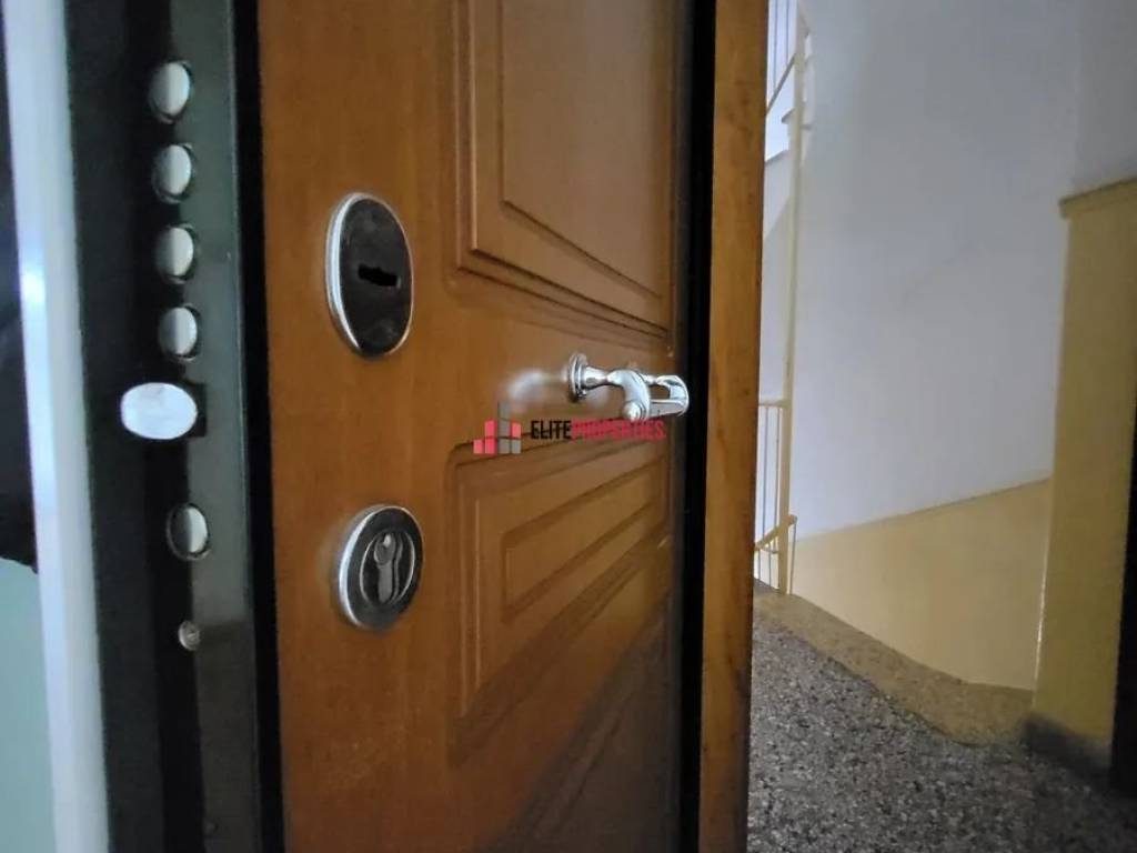 ΠΟΡΤΑ ΑΣΦΑΛΕΙΑΣ