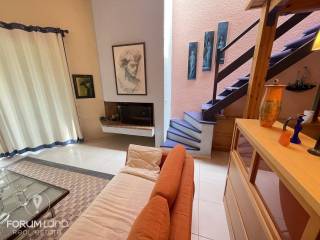 Forumland Real Estate, Σαλόνι με τζάκι