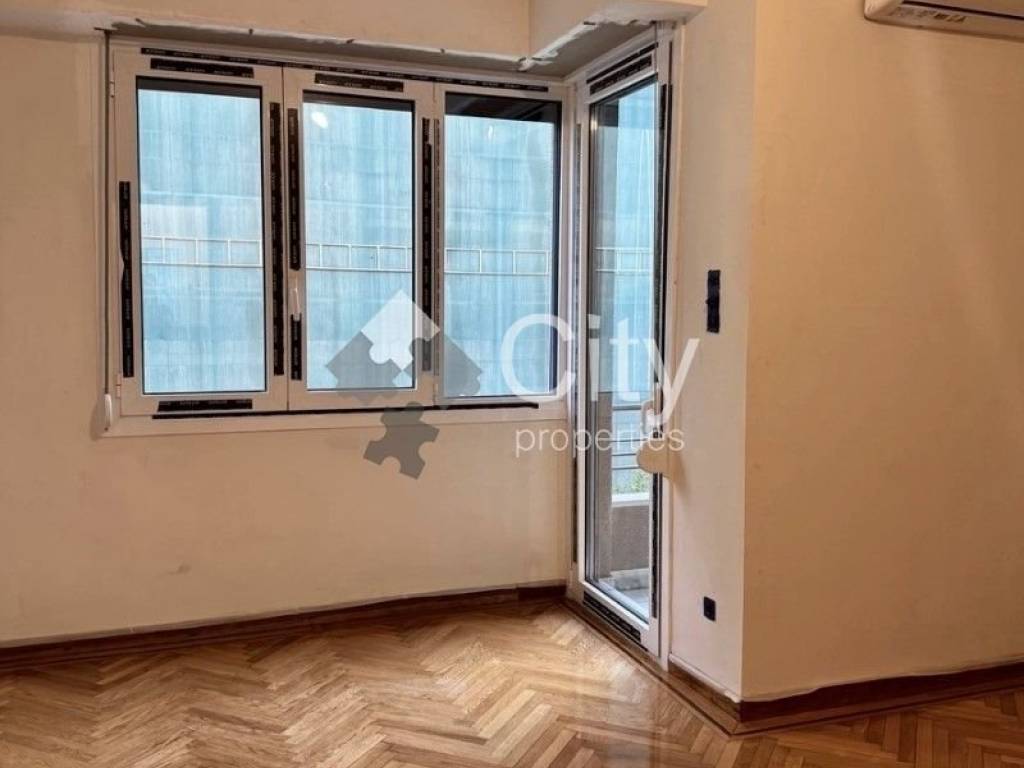 renovated-apartment-kolonaki-111sqm.jpg