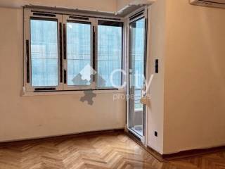 renovated-apartment-kolonaki-111sqm.jpg