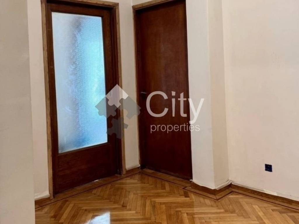 renovated-apartment-kolonaki-111sqm.jpg