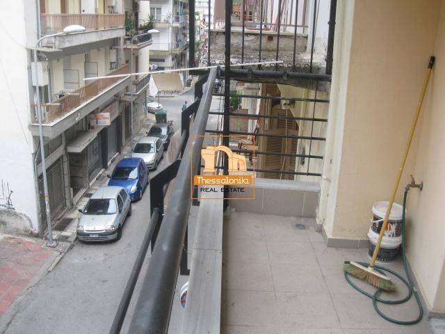 Άγιος Δημήτριος, Γκαρσονιέρα, 30 τ.μ.