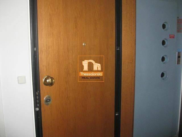 Άγιος Δημήτριος, Γκαρσονιέρα, 30 τ.μ.