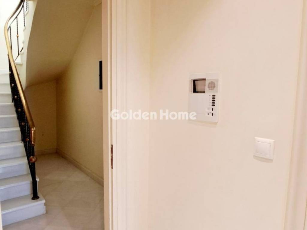 Χολ - Διάδρομος