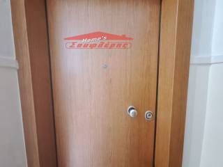 ΘΩΡΑΚΙΣΜΕΝΗ ΠΟΡΤΑ